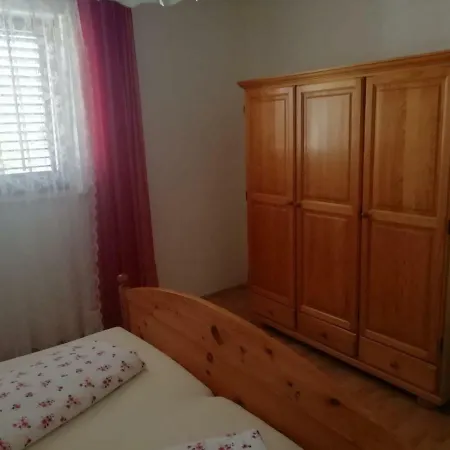 Bevanda Appartamento Pola